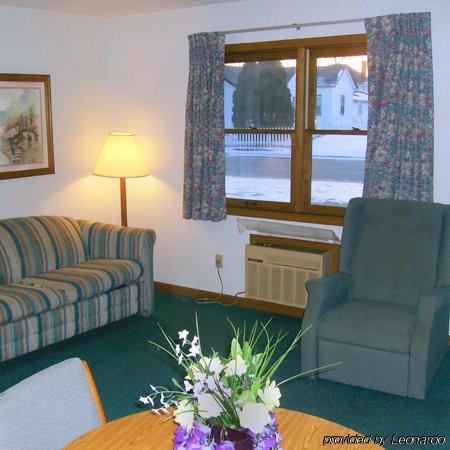 East Street Inn & Suites Tipton Стая снимка